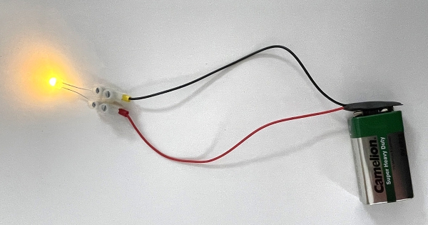 SchulSet, Kl. 3/4, Stromkreise mit LEDs - EinzelSet, inkl.  Arbeitsblatt - myExperimentSet, Werkpackung